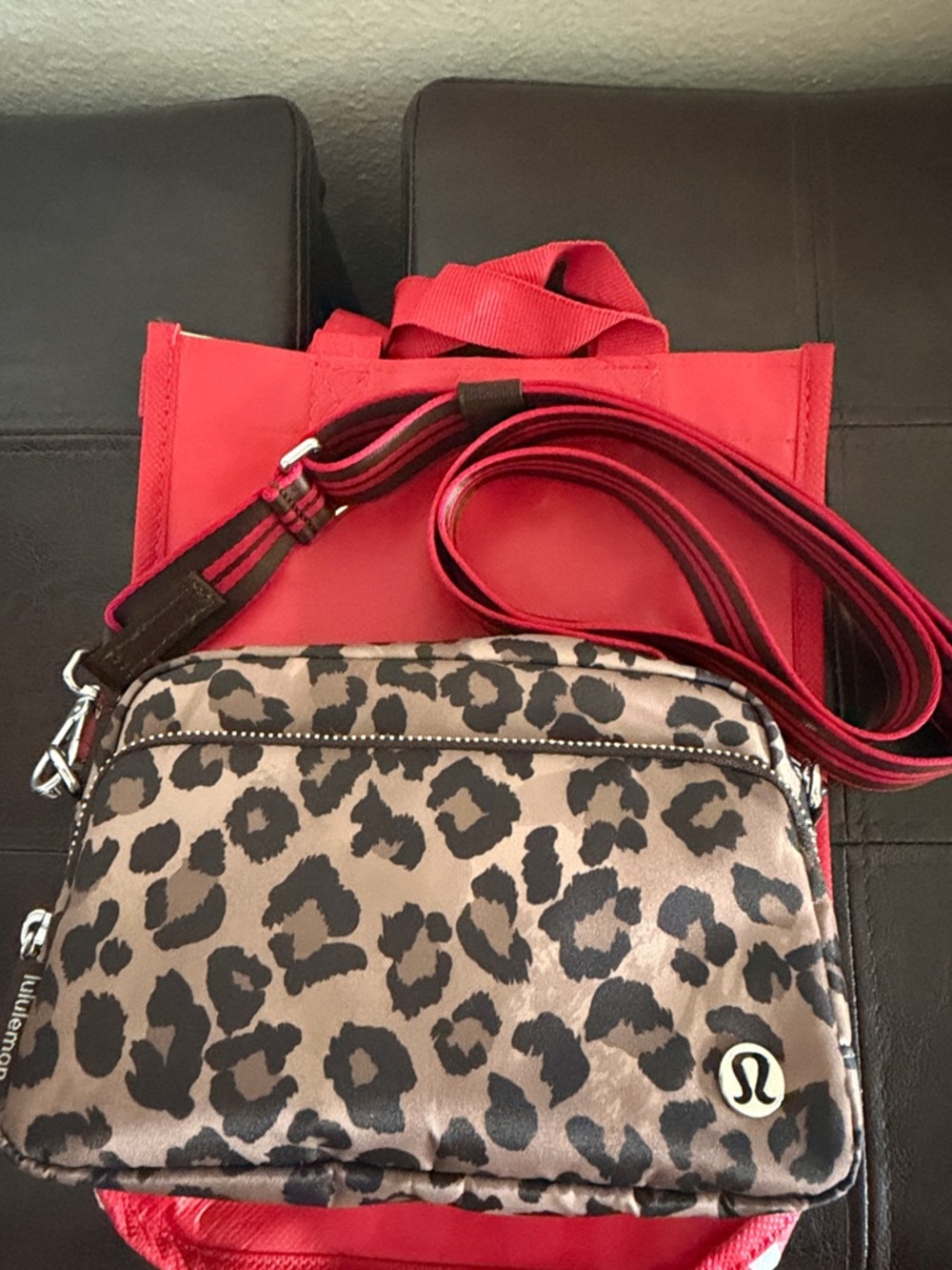 lululemon athletica every where 2L Leopard Crossbody bag